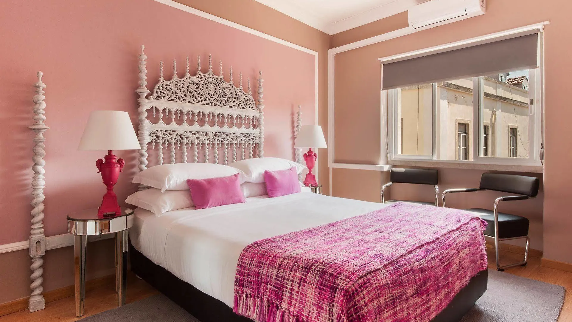 Lisbon City Break Suites
